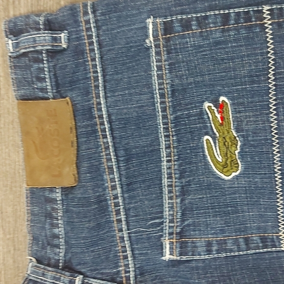 Lacoste shorts. Size 36 - Picture 5 of 5